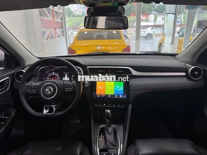 MG ZS Luxury 20241.5 AT odo chuẩn - 21.000 Km