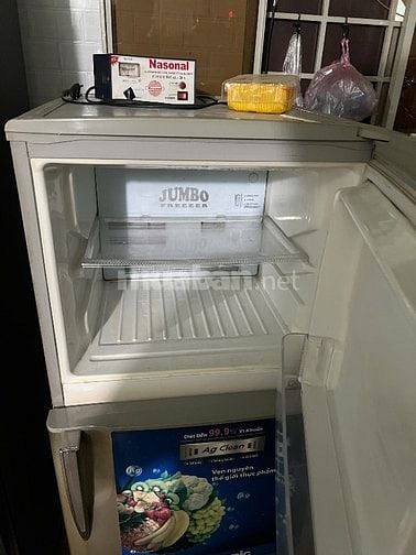Nhà dư 1 Tủ lạnh Panasonic 140 lít