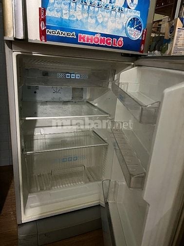 Nhà dư 1 Tủ lạnh Panasonic 140 lít
