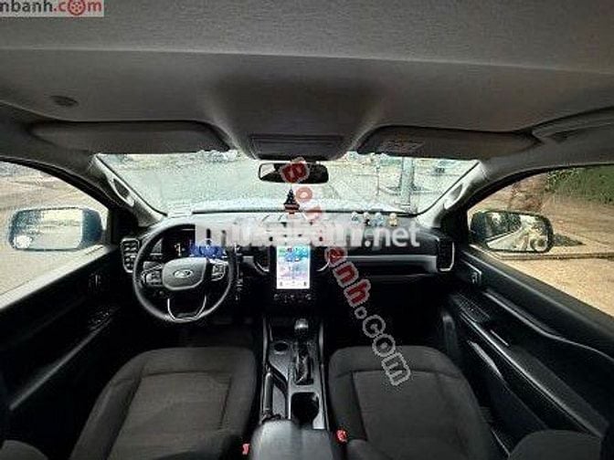 Ford Ranger XLS 2022 Màu Trắng