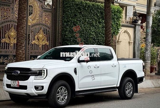 Ford Ranger XLS 2022 Màu Trắng