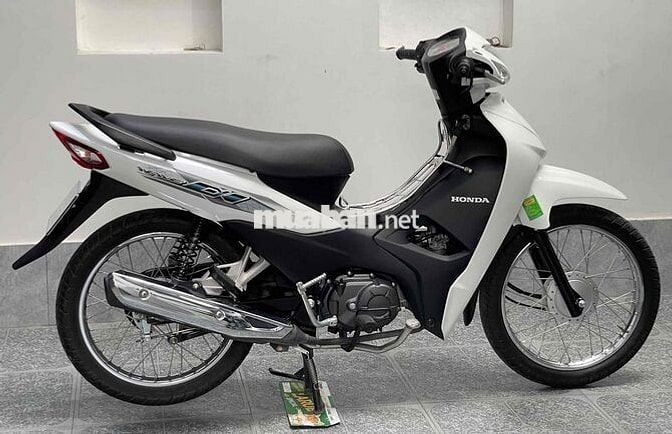 ALPHA 110,2024 LƯỚT 2700km,ÁO KEO FULL XE,NHƯ MỚI