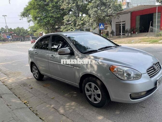 Hyundai Accent verna 2009 1.4 MT - 150000 km