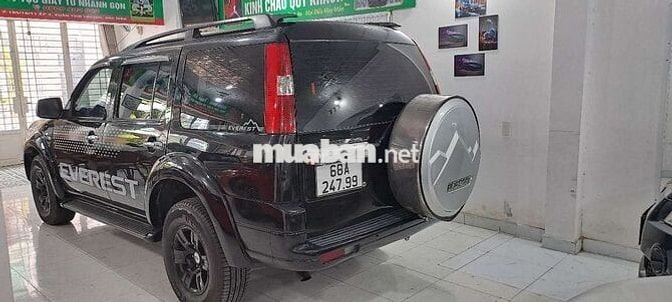 Ford everest số tự động máy dầu cực đẹp mới