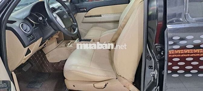 Ford everest số tự động máy dầu cực đẹp mới