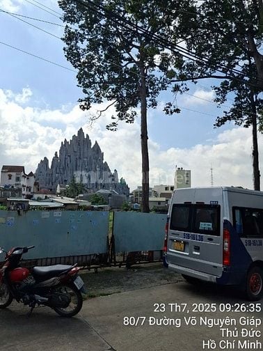 Cho thuê đất đường Võ Nguyên Giáp quận 9 giá 180 triệu 