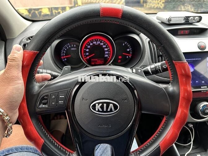 Kia Forte 2013 SX 1.6 AT - 125 km
