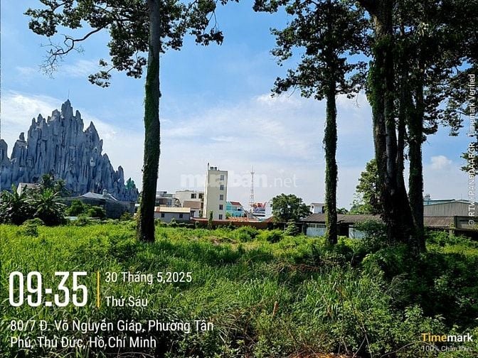 Cho thuê đất đường Võ Nguyên Giáp quận 9 giá 180 triệu 