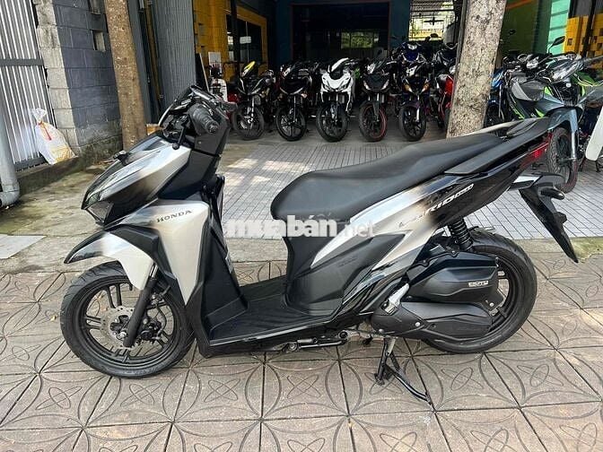 Vario 150 2021 màu hót hồ sơ cầm tay.