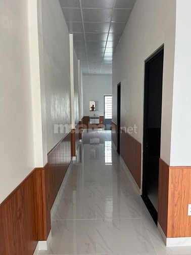 Nhà cấp 4 cực kỳ rộng rãi, SHR, 161,3m2, Trung Lập Hạ, Giá 890 Triệu.