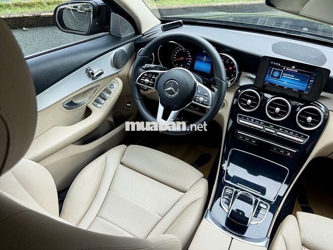Mercedes C180 sản xuất 2019