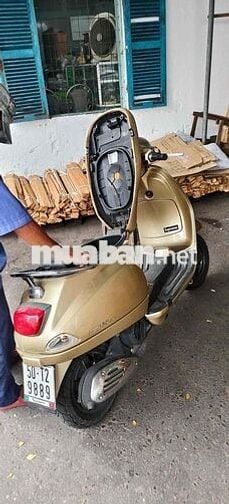 Xe Vespa Piaggo LX150