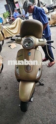 Xe Vespa Piaggo LX150