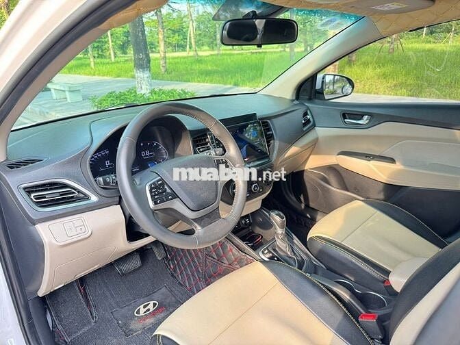 Hyundai Accent 2021 1.4 AT màu trắng cực đẹp