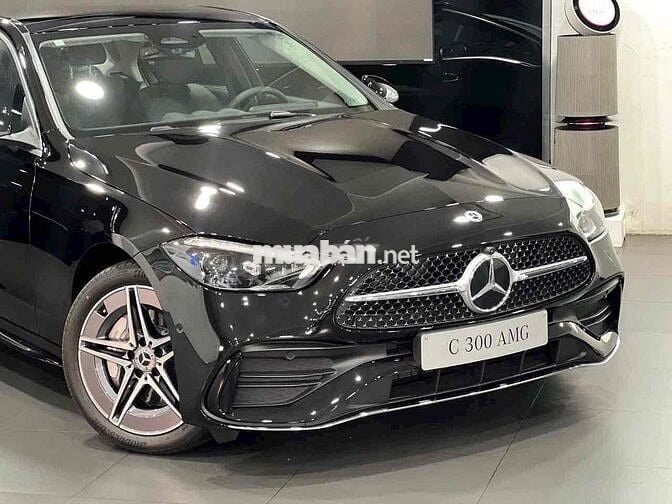 Mercedes Benz C Class 2025 C300 AMG