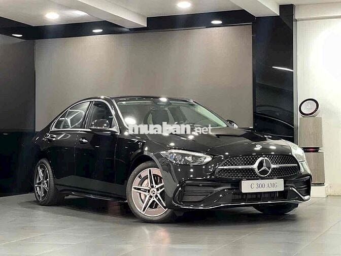 Mercedes Benz C Class 2025 C300 AMG