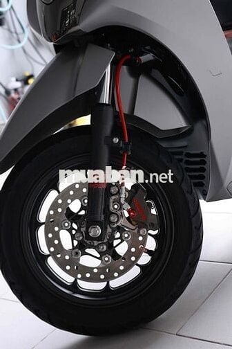 Cần bán lead 4val 2023 full đồ chơi real