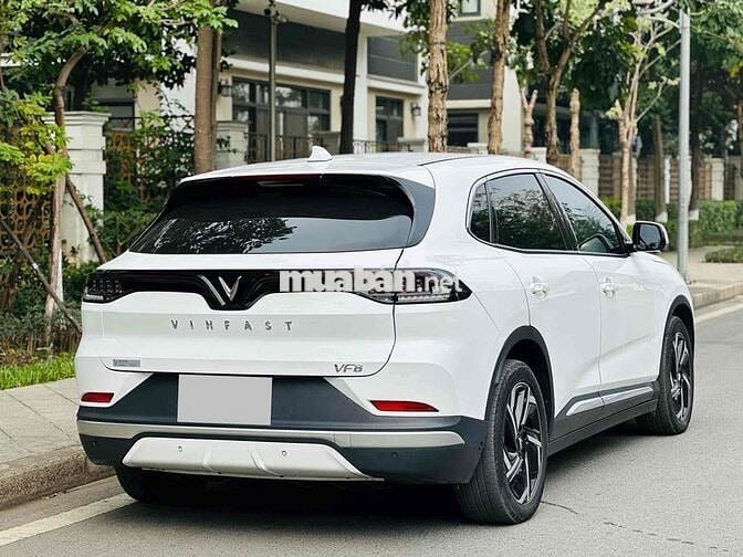 VinFast VF8 2022 Eco - 37000 km