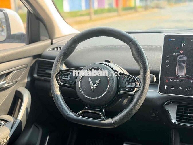 VinFast VF8 2022 Eco - 37000 km