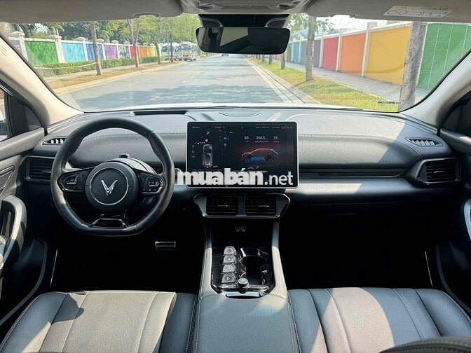 VinFast VF8 2022 Eco - 37000 km
