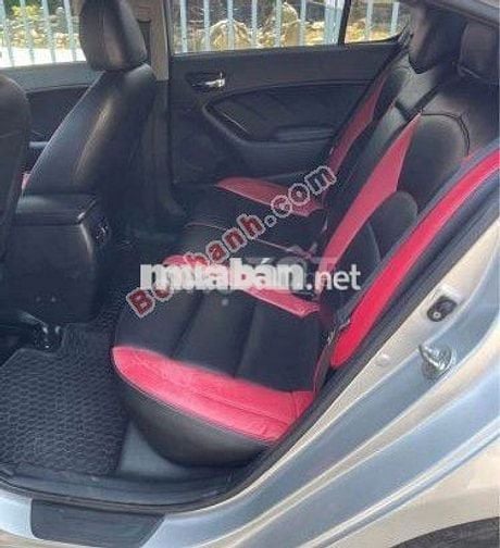 Kia K3 1.6 MT 2015 số sàn