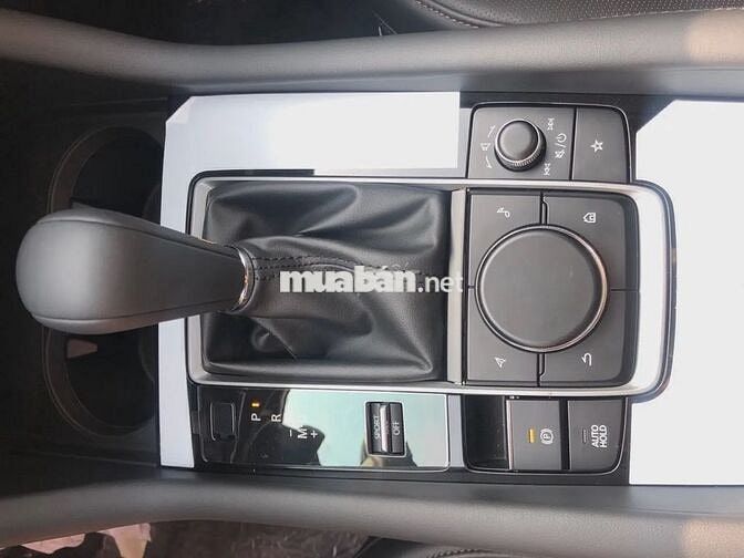 MAZDA 3 - ƯU ĐÃI GIÁ 20TR + QUÀ TẶNG