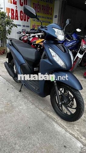 Vision 2022 xanh nhám 17678 ( hỗ trợ góp )