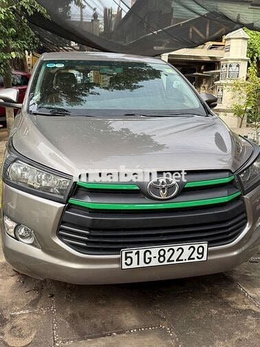 Toyota Innova 2017 2.0E - 176000 km