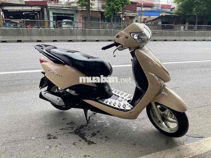 Honda lead đời cao êm đẹp như hình
