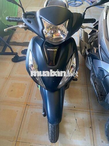 Honda Vision 2023 odo 5000km