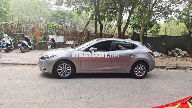 Mazda 3 2016 1.5 AT Hatchback - 103000 km