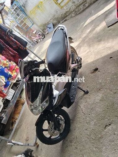Nhà dư xe bán lại