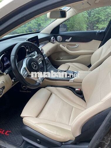 Connect Auto bán Mercedes C200 2017 đã lên AMG