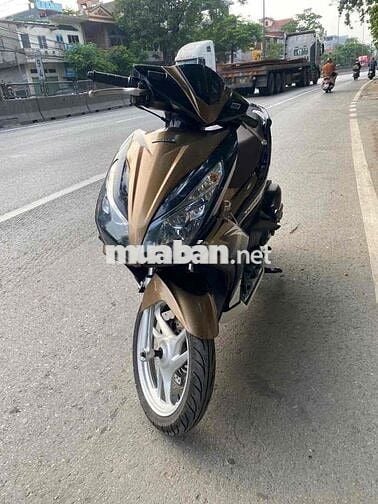 Honda airblade 125 đời cao êm đẹp như hình