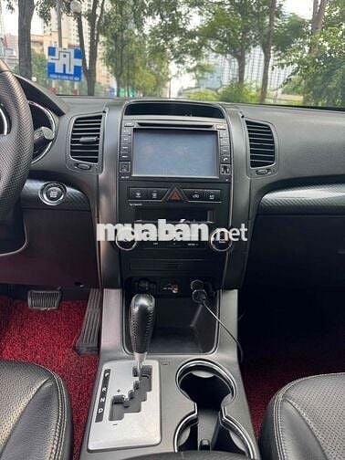 Kia Sorento 2015 S GAT 2.4L 4WD - 98000 km