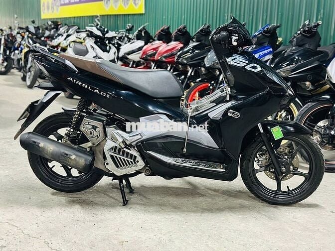 XE MÁYTHANH TÙNG_AIR BLADE 150 ABS ĐEN BÓNG ZIN