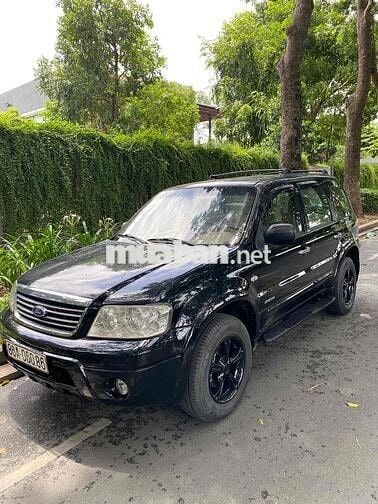 Ford Escape 2004 2.3L XLS - 256000 km