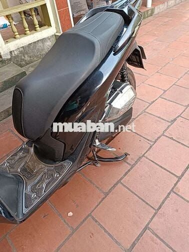 Muốn đổi xe xăng sang xe điện . Muốn bán xe