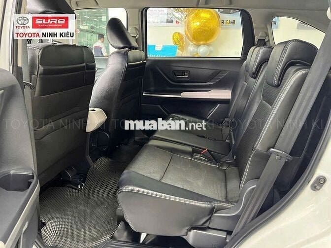 Toyota Veloz Cross 2022 CVT Top - 28.000 km