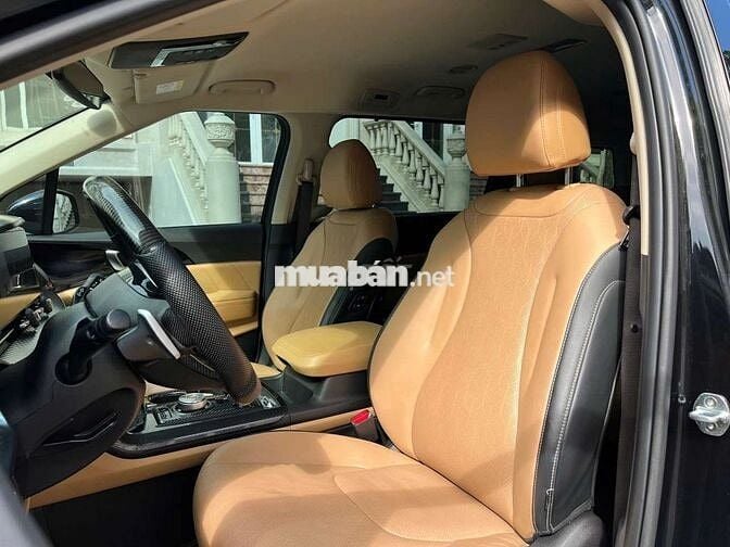 Kia Carnival 2022 Premium 2.2D - 62000 km