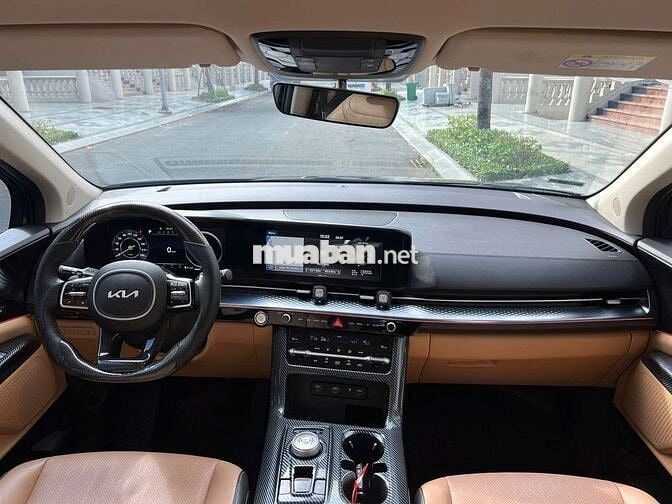 Kia Carnival 2022 Premium 2.2D - 62000 km