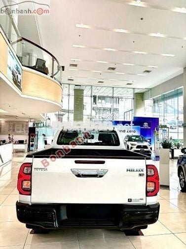 TOYOTA HILUX 2.4AT 4x2 - New 2025