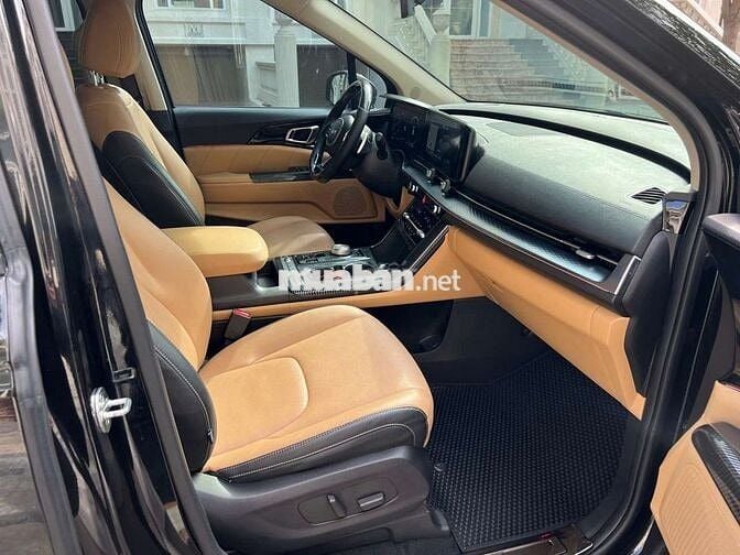 Kia Carnival 2022 Premium 2.2D - 62000 km