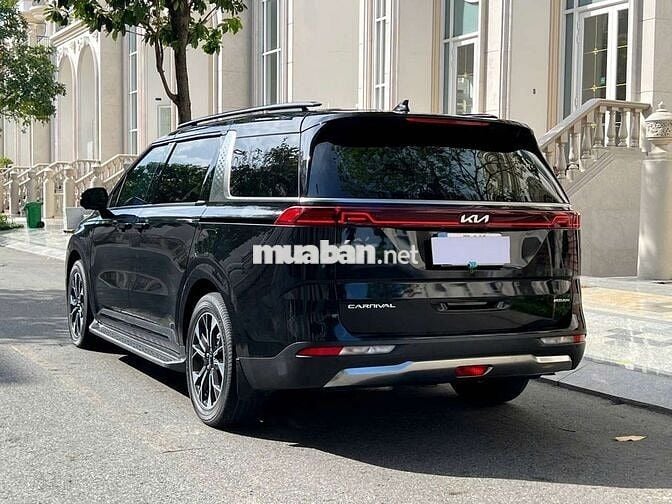 Kia Carnival 2022 Premium 2.2D - 62000 km