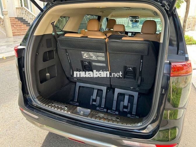Kia Carnival 2022 Premium 2.2D - 62000 km