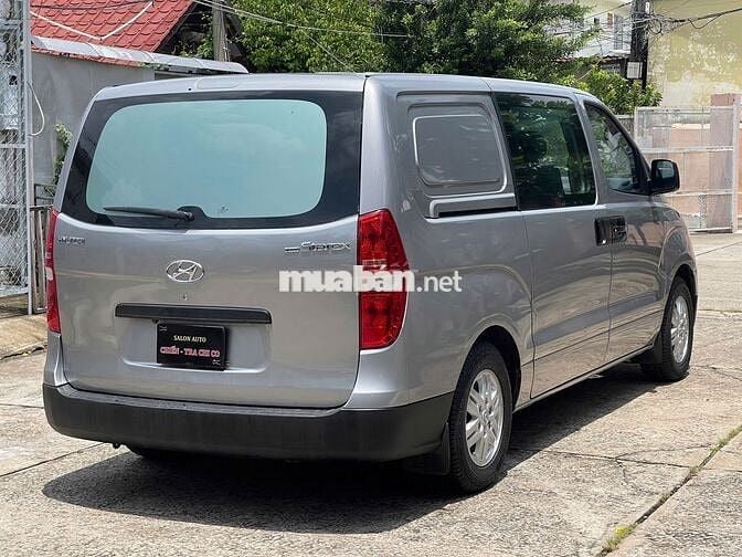 BÁN  HYUNDAI STAREX ĐỜI 2017, 6 CHỖ