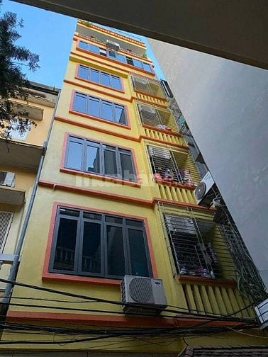 8 tầng cầu thang máy Đê La Thành 83m2 x MT 4,8m giá 19 tỷ - nội thất đ