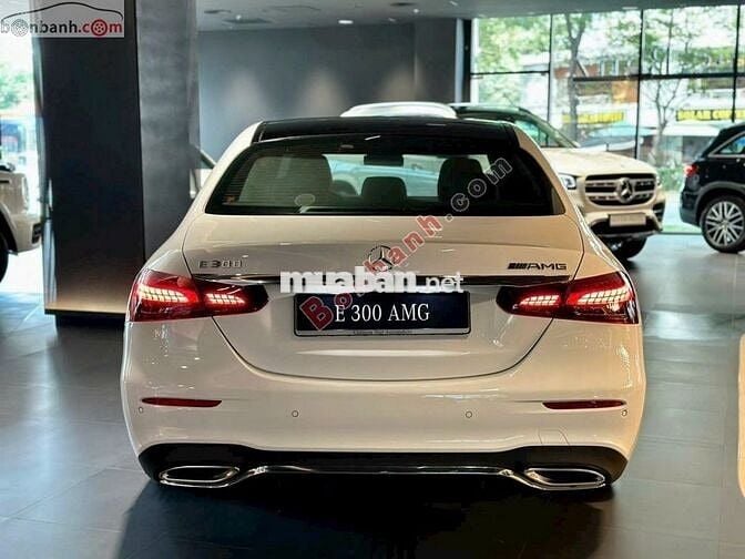 Mercedes Benz E class E300 AMG 2025
