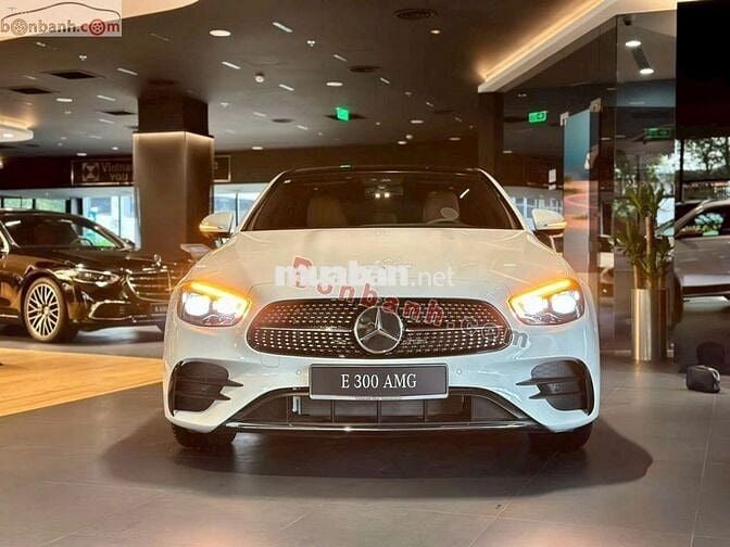 Mercedes Benz E class E300 AMG 2025