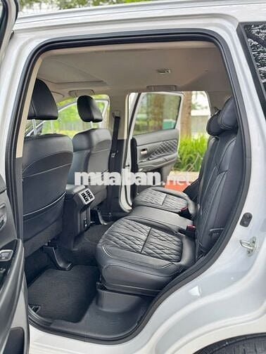 Mitsubishi Outlander 2022 2.0 Premium - 33000 km